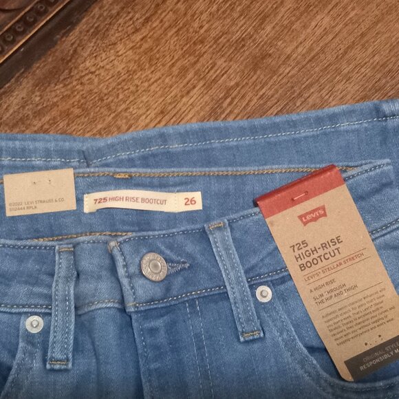 Levi's High Rise Bootcut Jeans 26x32 - Picture 3 of 3